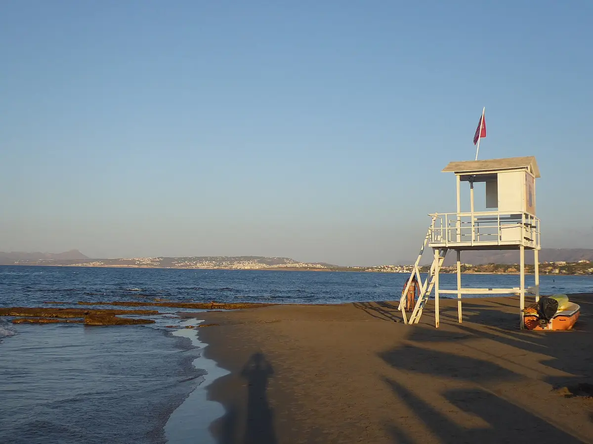 Stranden i Agia Marina väster om Chania på Kreta