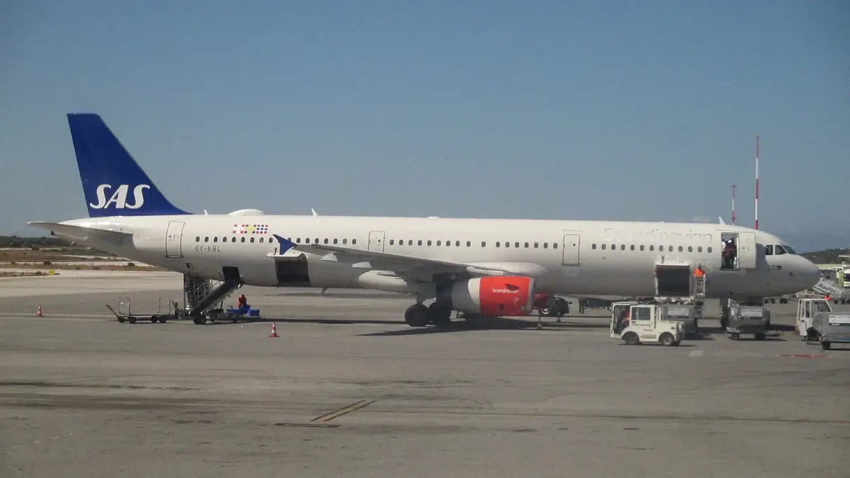 SAS Airbus A321 på Chania internationella flygplats