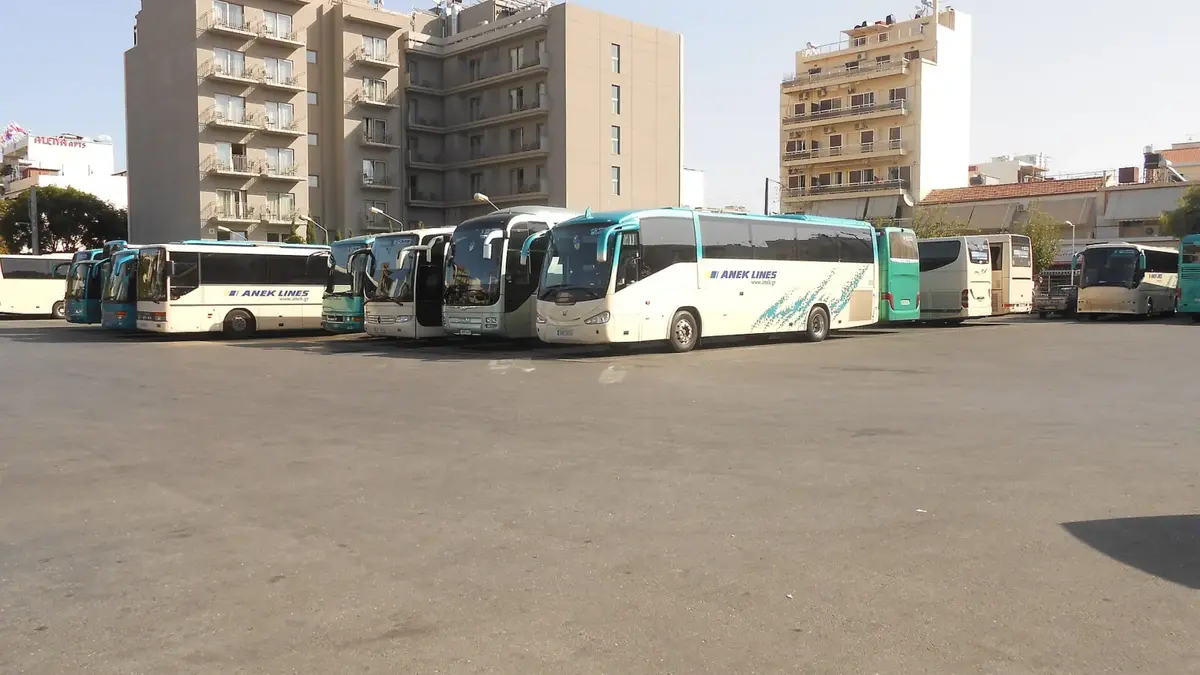 Bussar på centralbusstationen i Chania